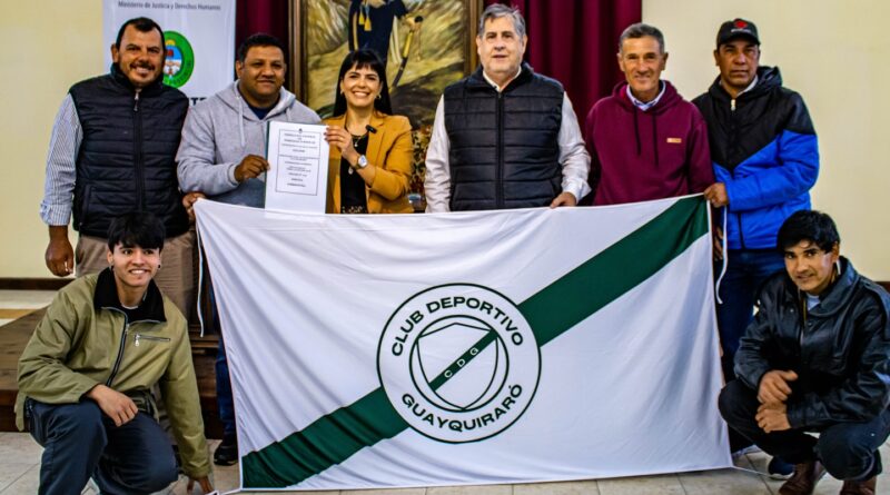 Club Deportivo Guayquiraró