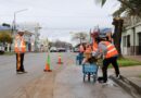 Tareas de Barrido sobre Ruta Nacional 12 y la Av. Emilio Hansen